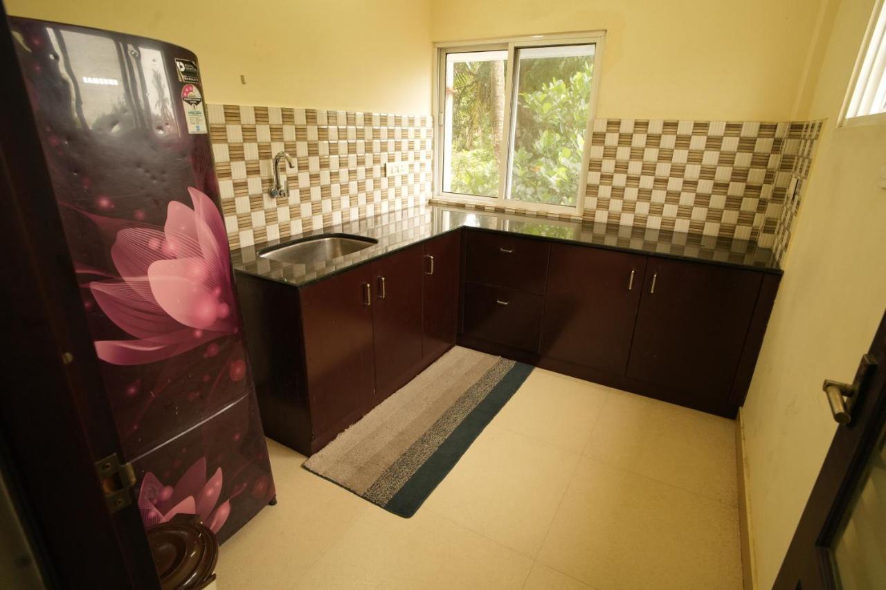 K V Suites Kochi Exterior foto